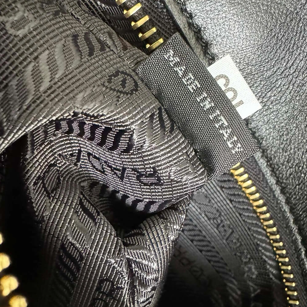 Original Prada Medium Saffiano leather bag(high-end grade) 3001