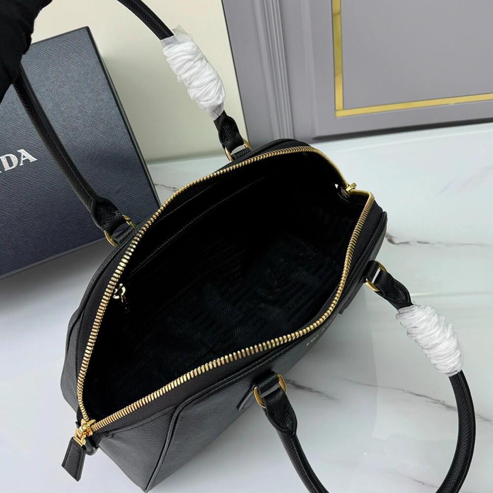 Original Prada Medium Saffiano leather bag(high-end grade) 3001