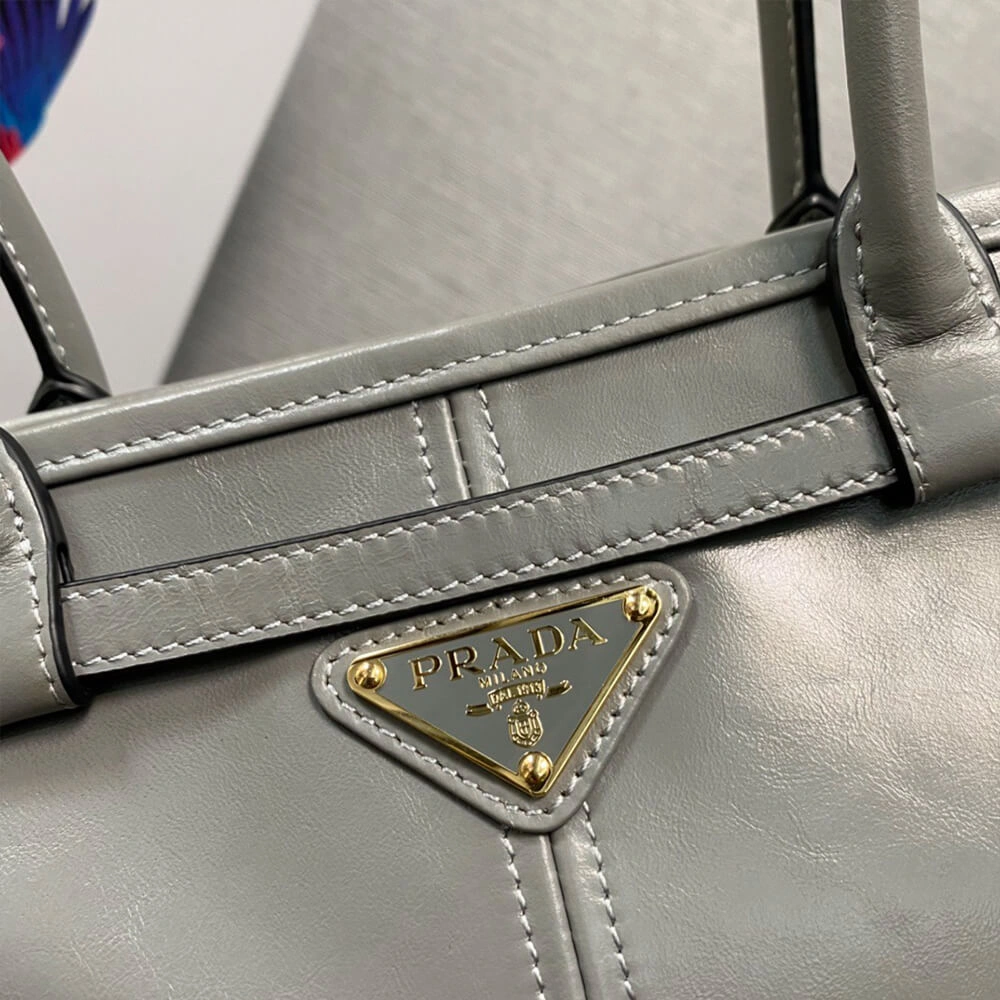 TravelReady Prada Medium leather handbag(high-end grade) 2978