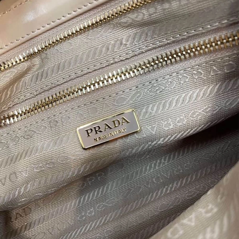 Prada Medium leather handbag(high-end grade) Sustainable 2999