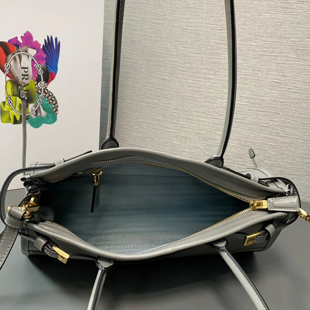 TravelReady Prada Medium leather handbag(high-end grade) 2978
