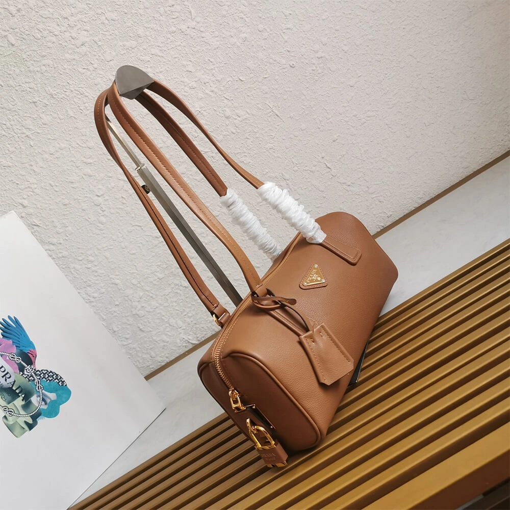 Prada Medium leather top-handle bag with padlock(high-end grade) Comfortable 3033