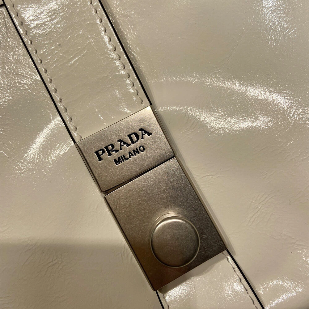 Prada Medium leather tote bag(high-end grade) Soft 3048