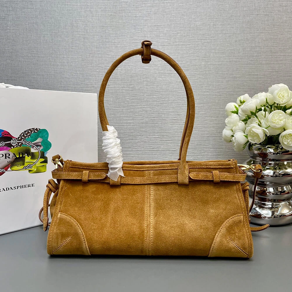 Youthful Prada Medium suede handbag(high-end grade) 2980
