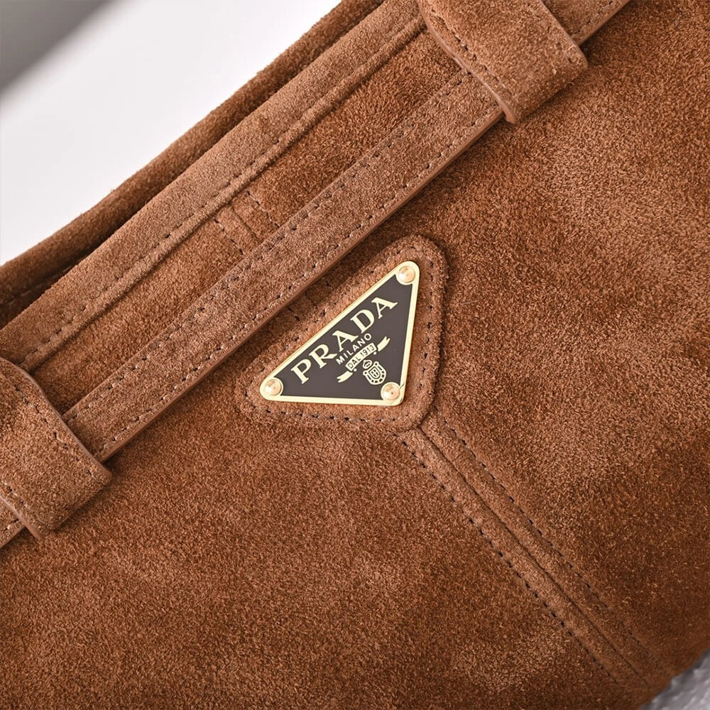 Prada Medium suede handbag(high-end grade) Practical 2976