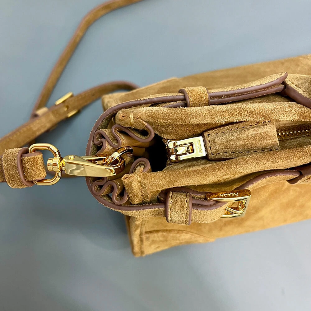 Youthful Prada Medium suede handbag(high-end grade) 2980