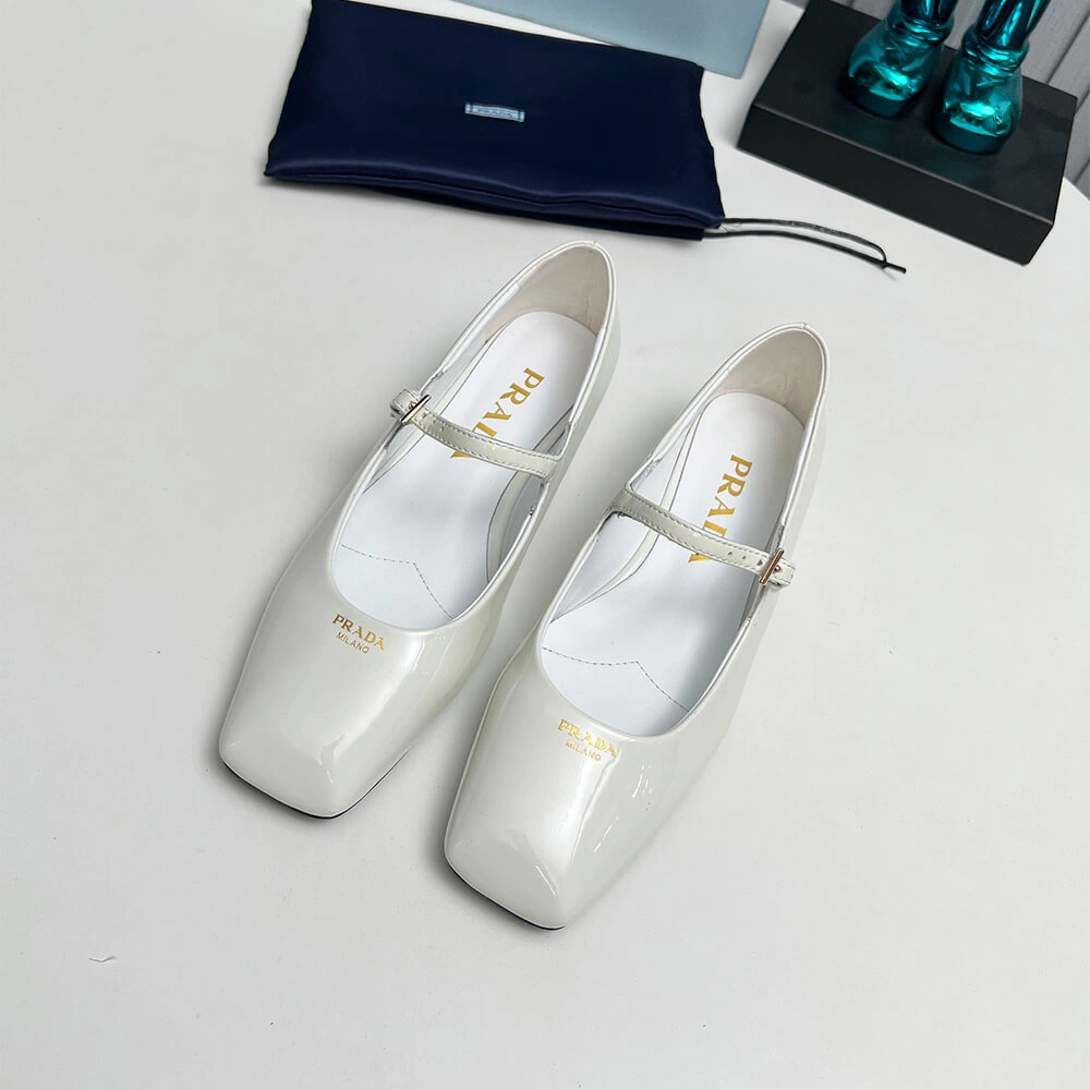 Effortless Prada Patent Leather Mary Jane Ballerinas 3460