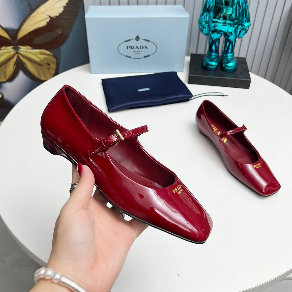 Original Prada Patent Leather Mary Jane Ballerinas 3462