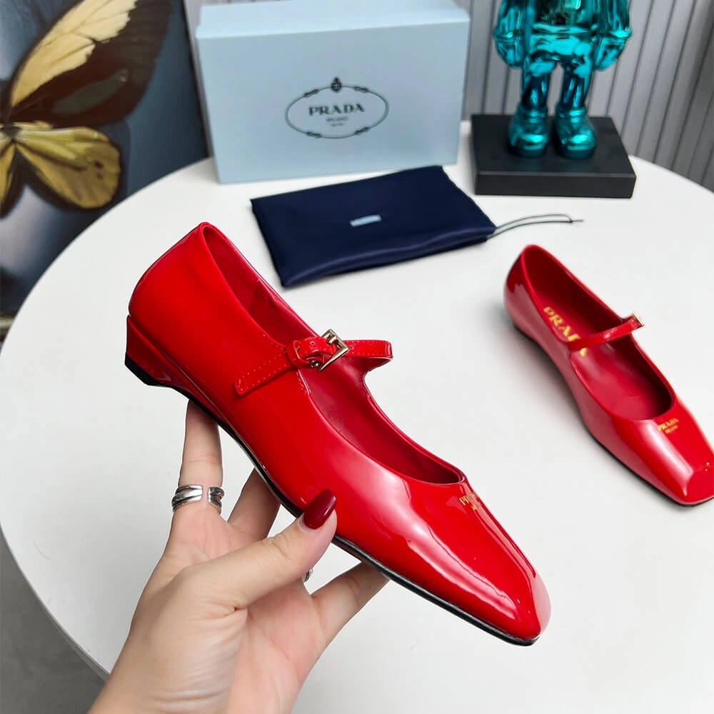 Prada Patent Leather Mary Jane Ballerinas UrbanChic 3485