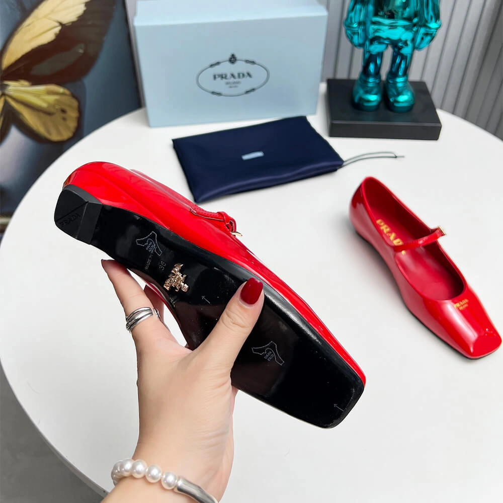 Prada Patent Leather Mary Jane Ballerinas UrbanChic 3485