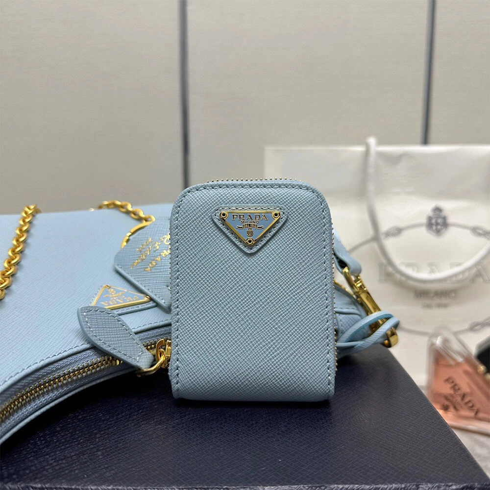 Prada Re-Edition 2005 Saffiano leather bag(HIGH-END GRADE) Unique 3050
