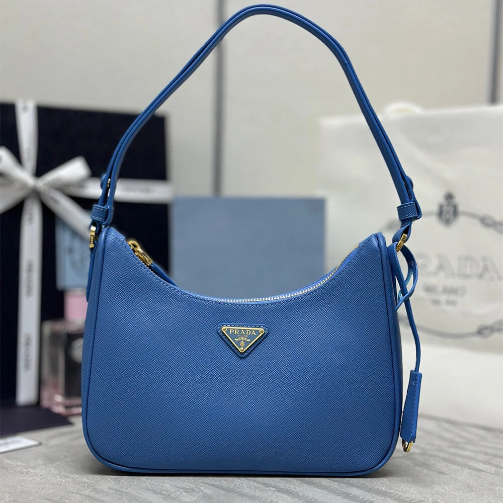 Unique Prada Re-Edition Saffiano leather mini bag 2951