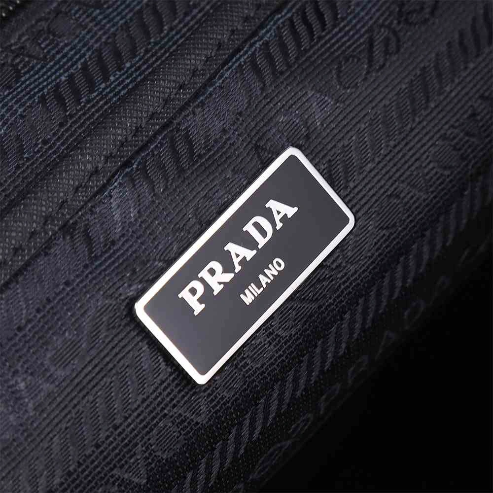 Effortless Prada Re-Nylon medium backpack with pouch 2961