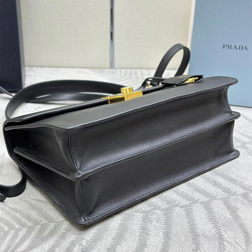 Prada  Sound medium leather shoulder bag(high-end grade) Thermal 3025