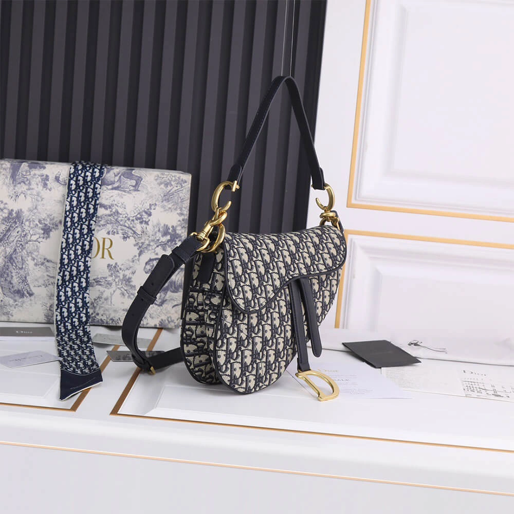 SADDLE BAG WITH STRAP FashionForward 2319