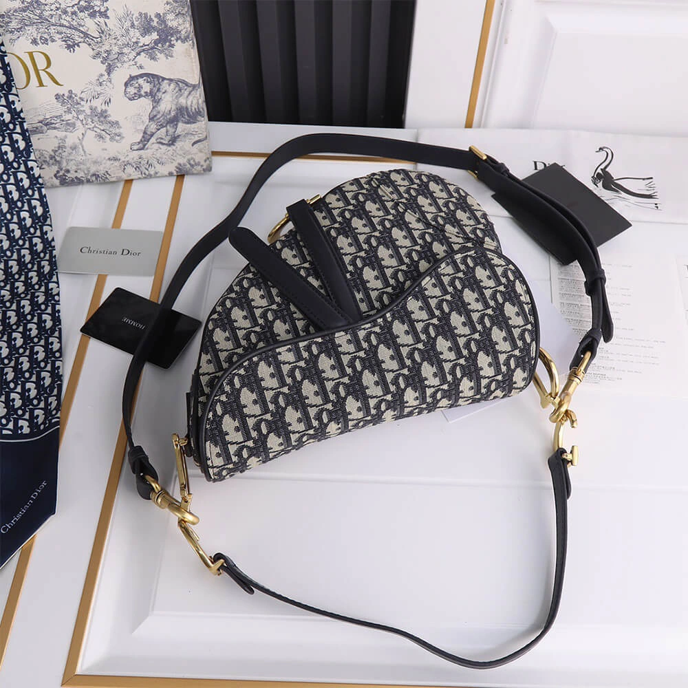 SADDLE BAG WITH STRAP FashionForward 2319
