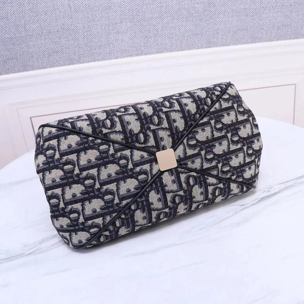 SMALL DIOR KEY BAG FreshLook 2231