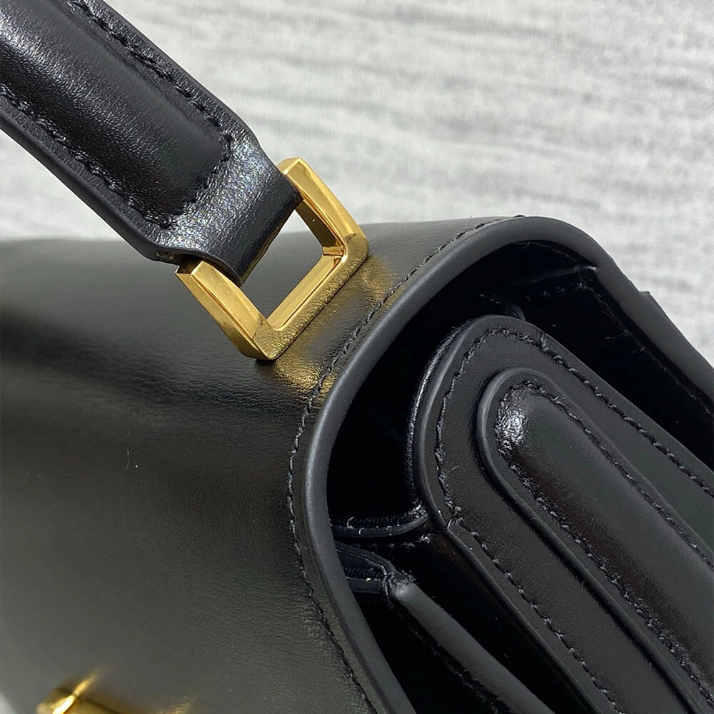 Small 30 Montaigne Avenue Top Handle Bag AllSeason 2168
