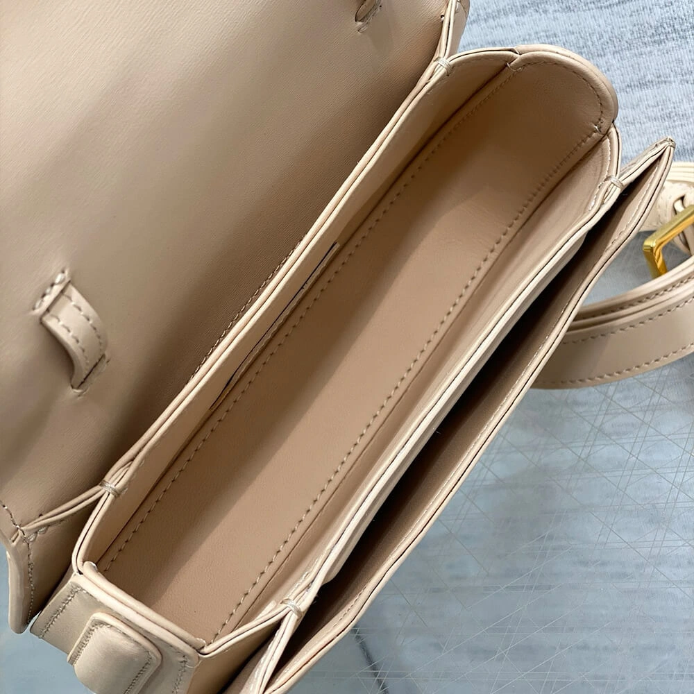 FastDry Small 30 Montaigne Avenue Top Handle Bag 2172