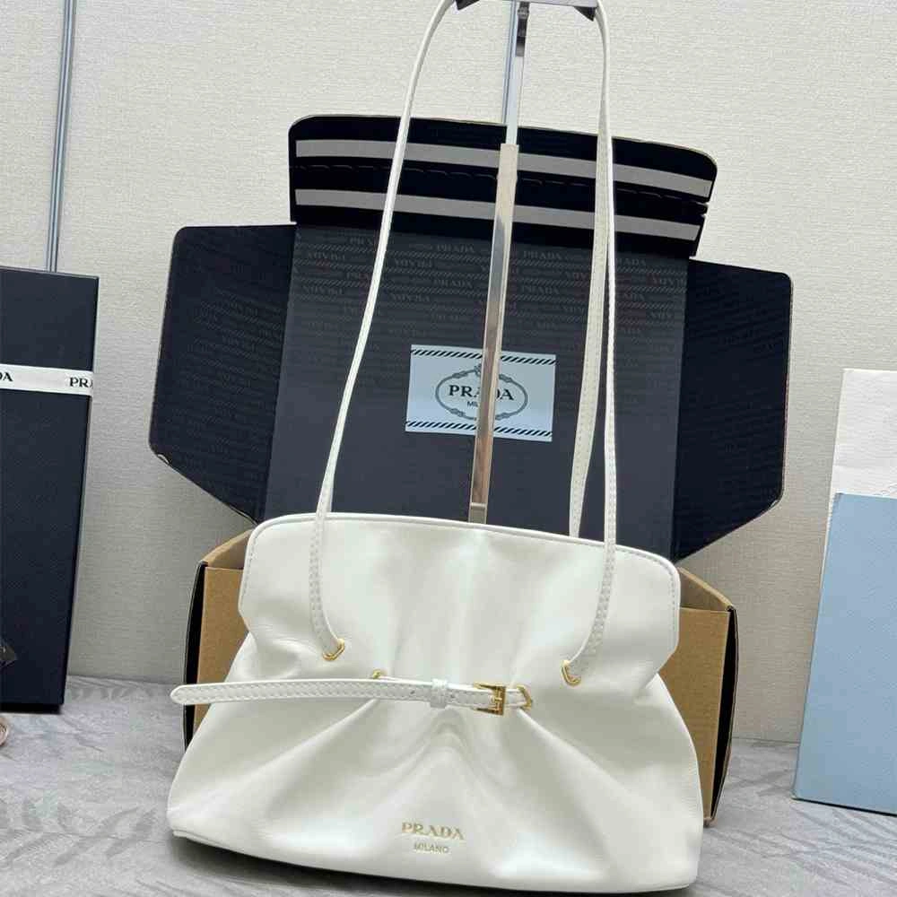 Small Prada Dada nappa leather bag Versatile 2970