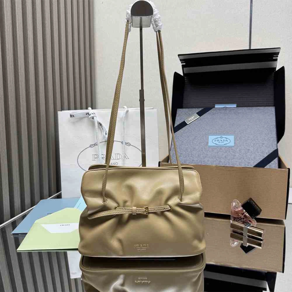 Small Prada Dada nappa leather bag Original 2928