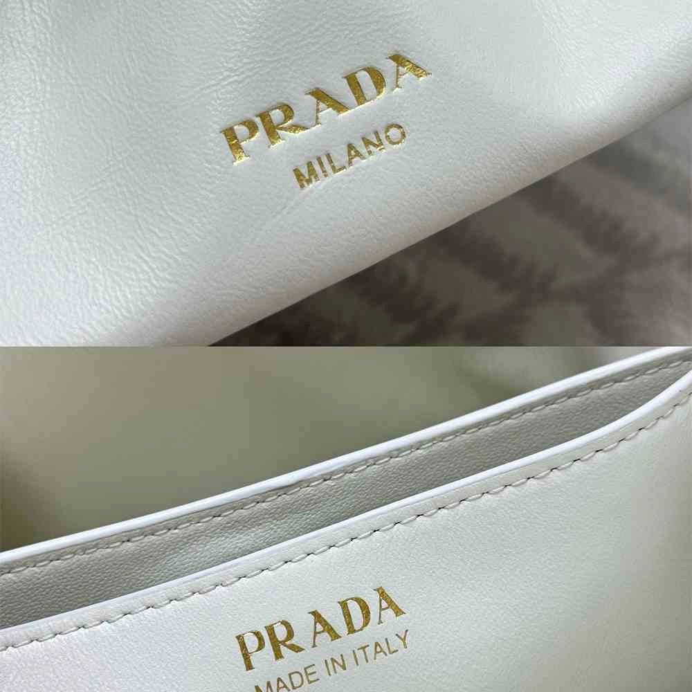 Small Prada Dada nappa leather bag Versatile 2970