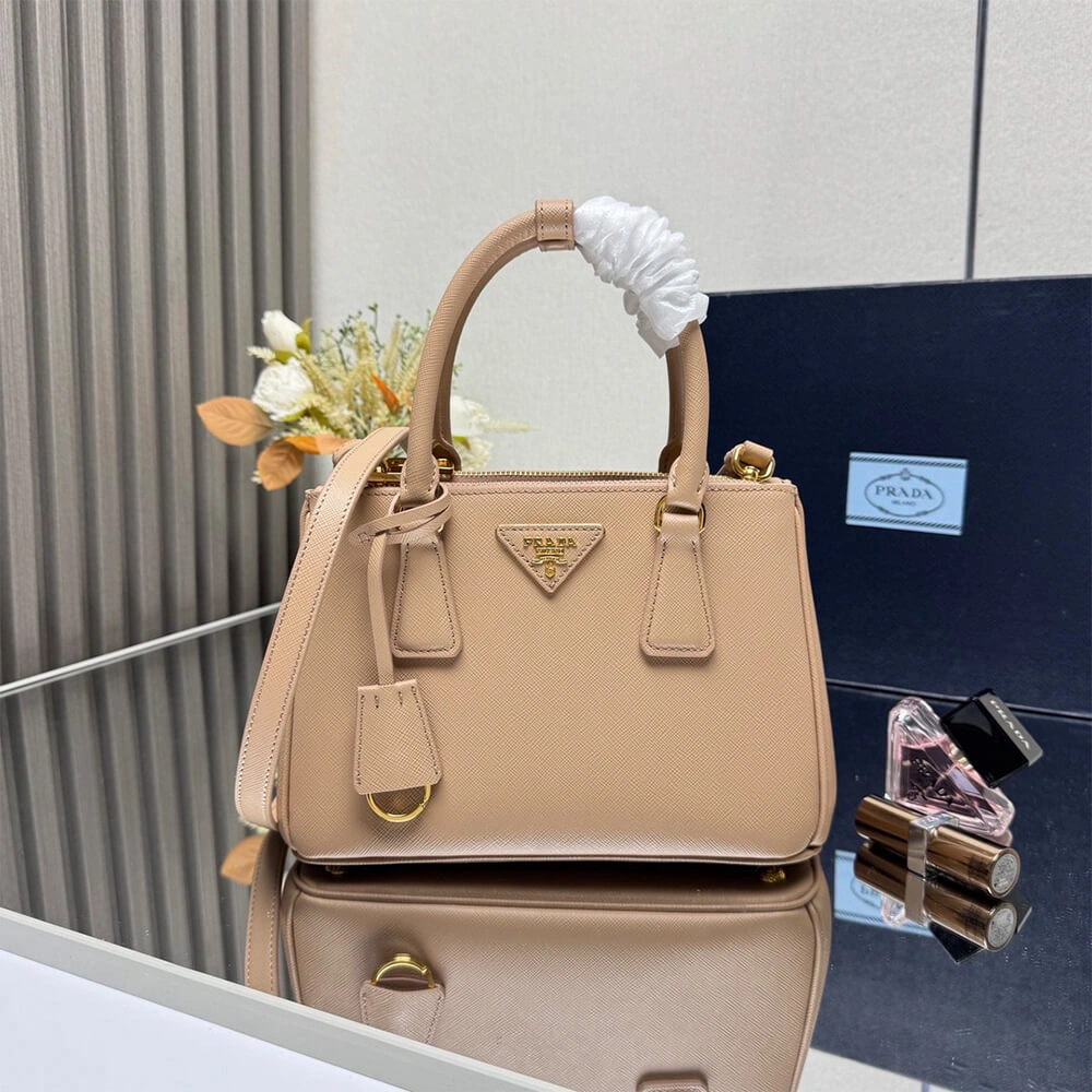 GoodFit Small Prada Galleria Saffiano leather bag 2930