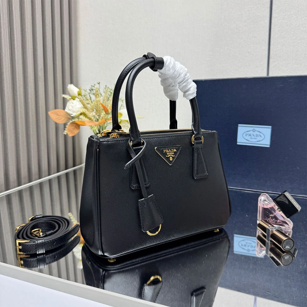 ModernLook Small Prada Galleria Saffiano leather bag 2926