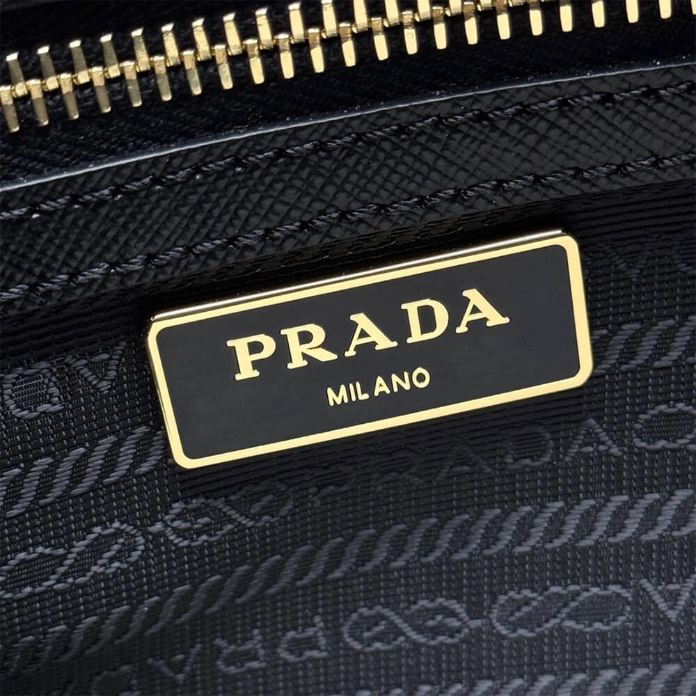 ModernLook Small Prada Galleria Saffiano leather bag 2926