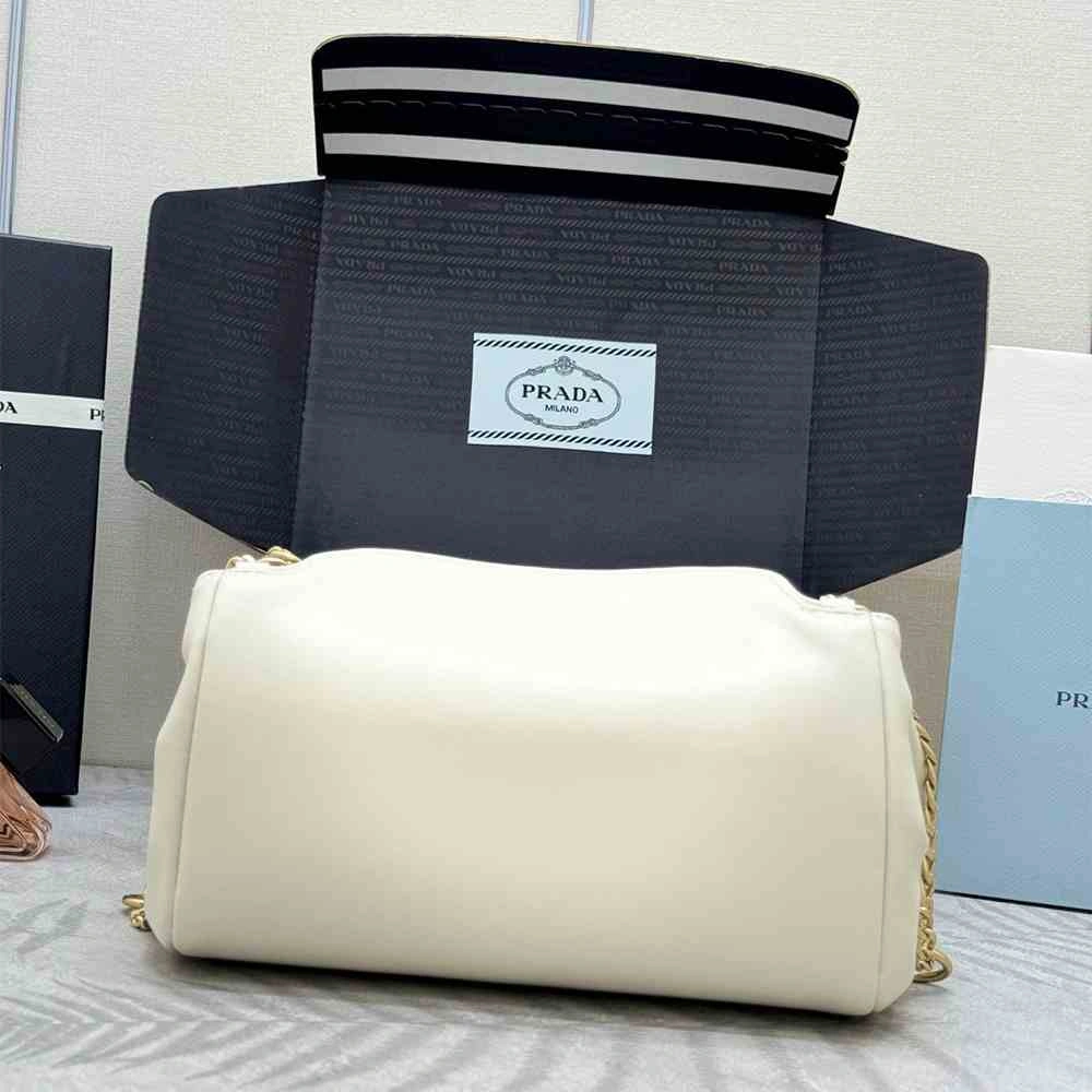 Small Prada Tumulte nappa leather bag(HIGH-END GRADE) Sustainable 2914