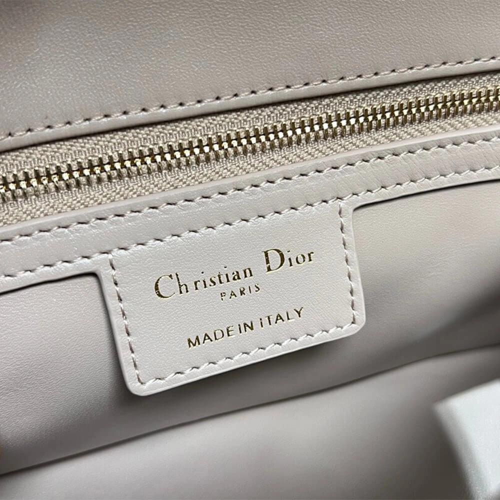 UrbanChic Small  Dior Caro Bag((HIGH-END GRADE)) 2151