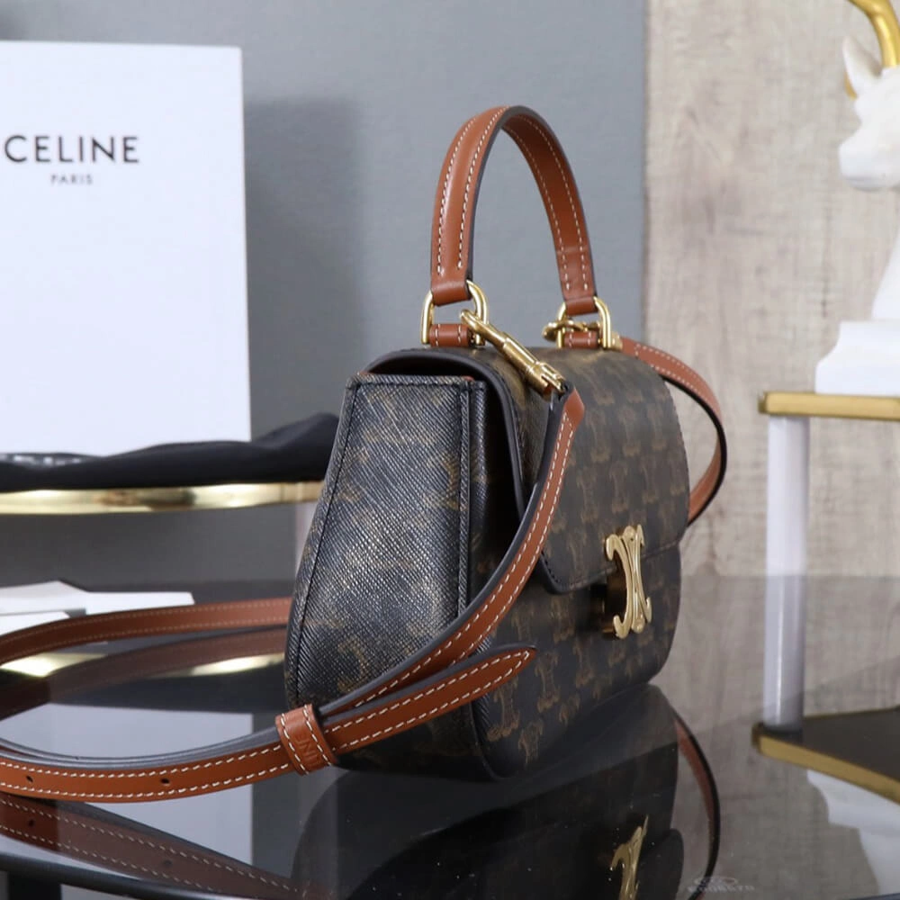 TEEN CELINE LOLA in Triomphe Canvas and Calfskin(HIGH-END GRADE) Classic 2552