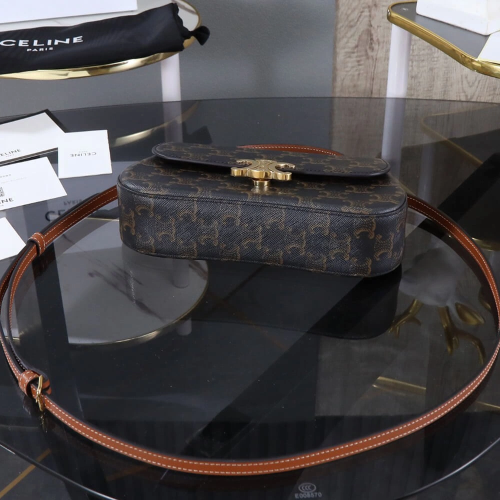 TEEN CELINE LOLA in Triomphe Canvas and Calfskin(HIGH-END GRADE) Classic 2552