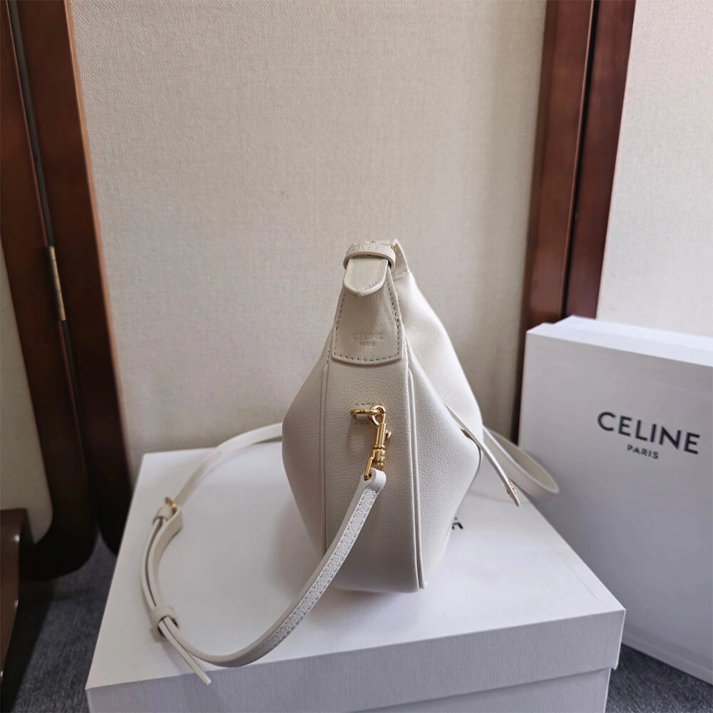 Teen Celine Lulu IN SUPPLE GRAINED CALFSKIN ZeroBulk 2536
