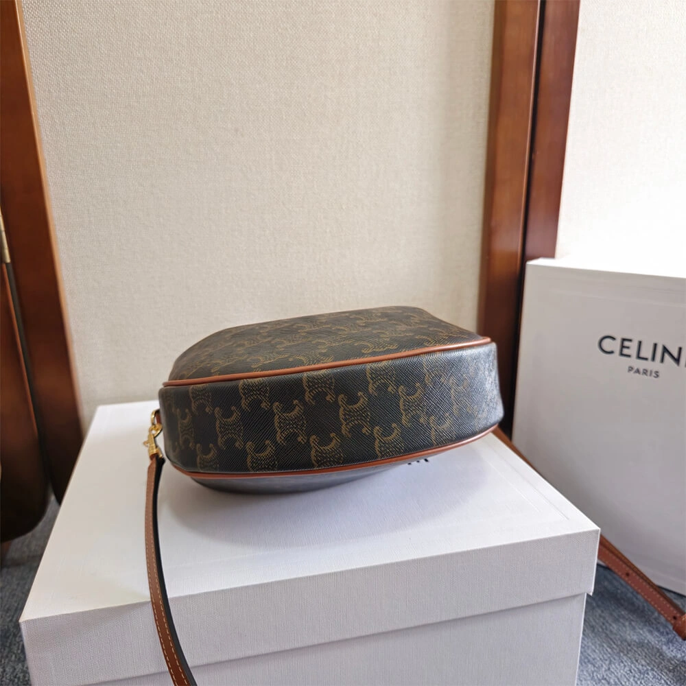 Teen Celine Lulu IN TRIOMPHE CANVAS AND CALFSKIN Stylish 2488