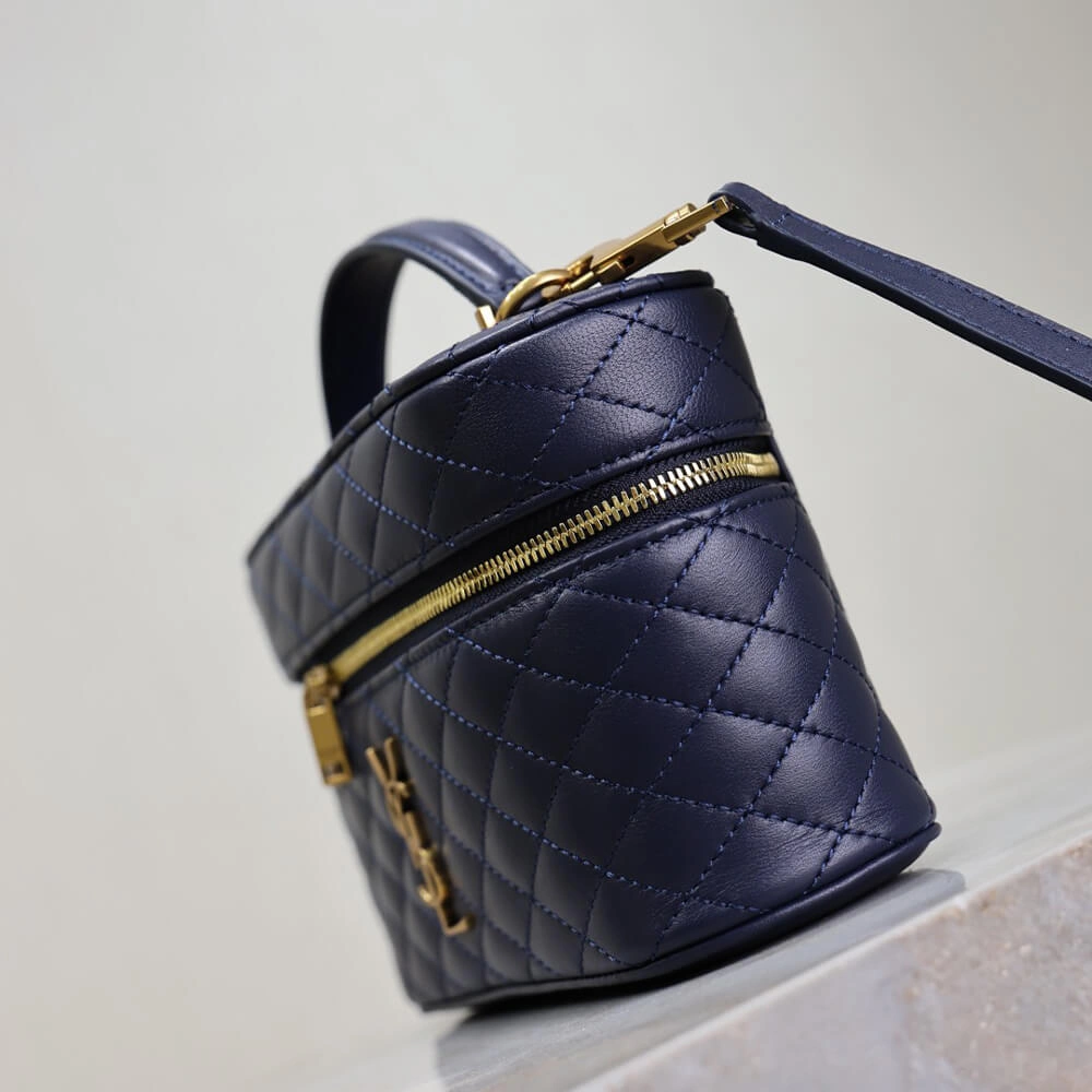 Supportive YSL GABY vanity bag in lambskin 2592