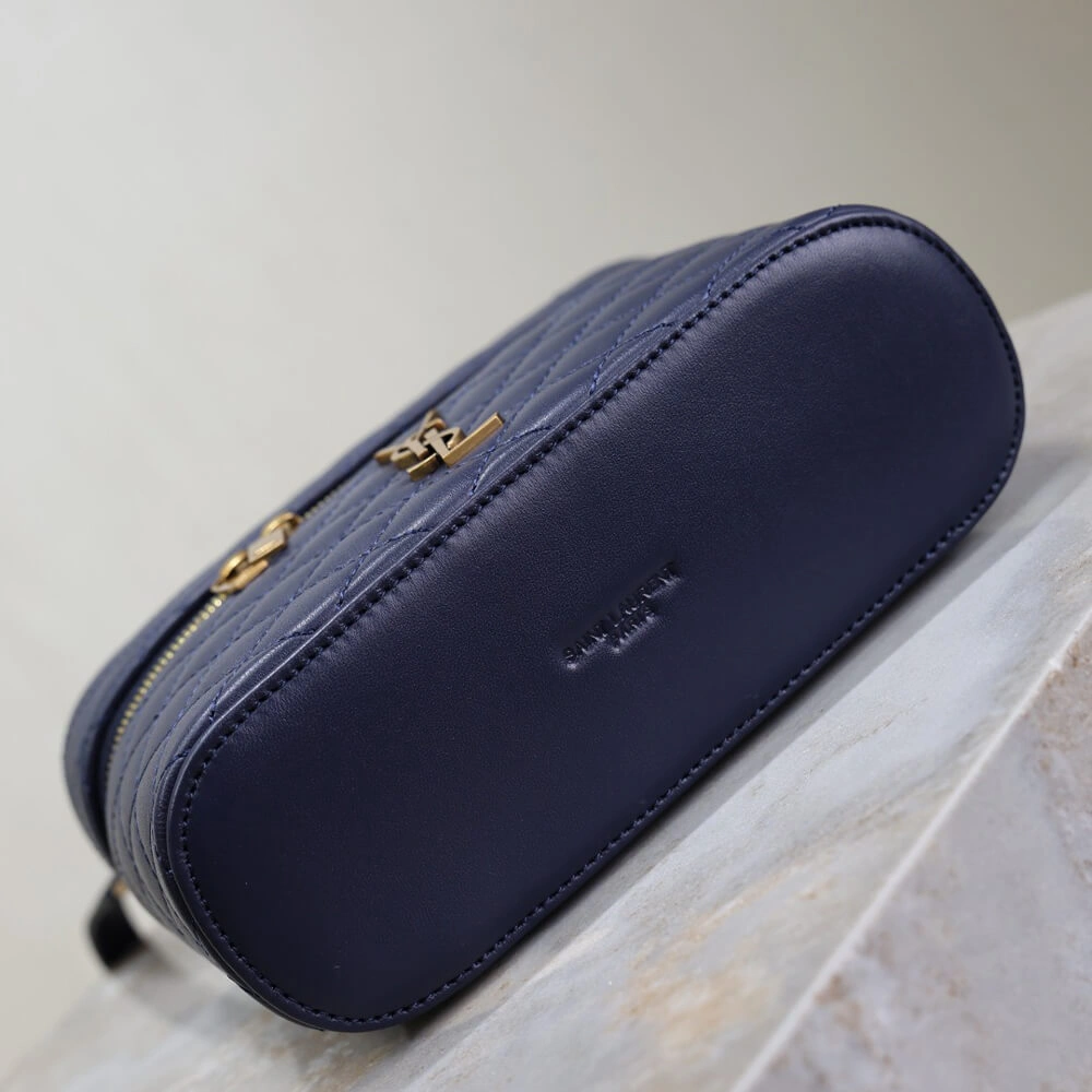 Supportive YSL GABY vanity bag in lambskin 2592