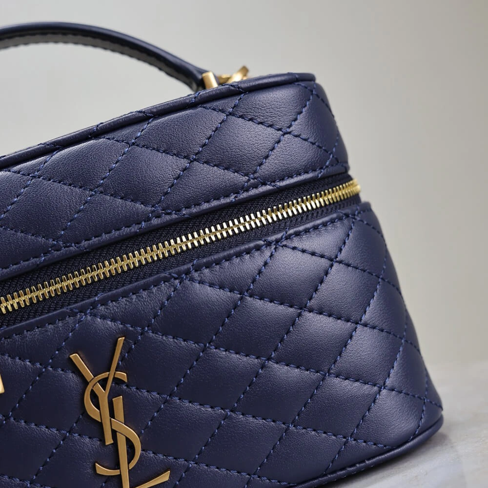 Supportive YSL GABY vanity bag in lambskin 2592