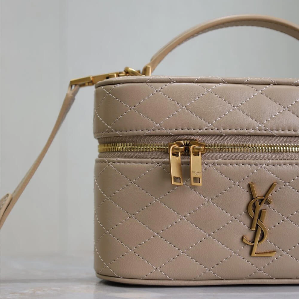 Unique YSL GABY vanity bag in lambskin 2676