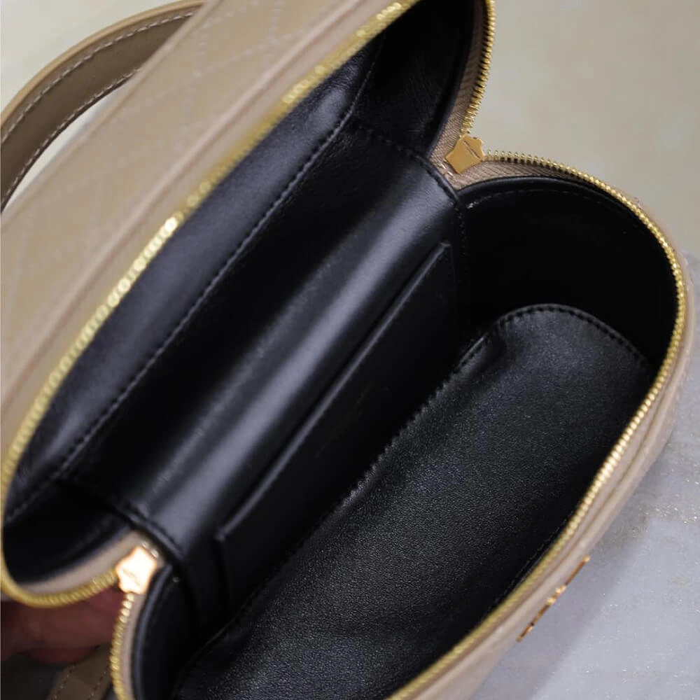 Unique YSL GABY vanity bag in lambskin 2676