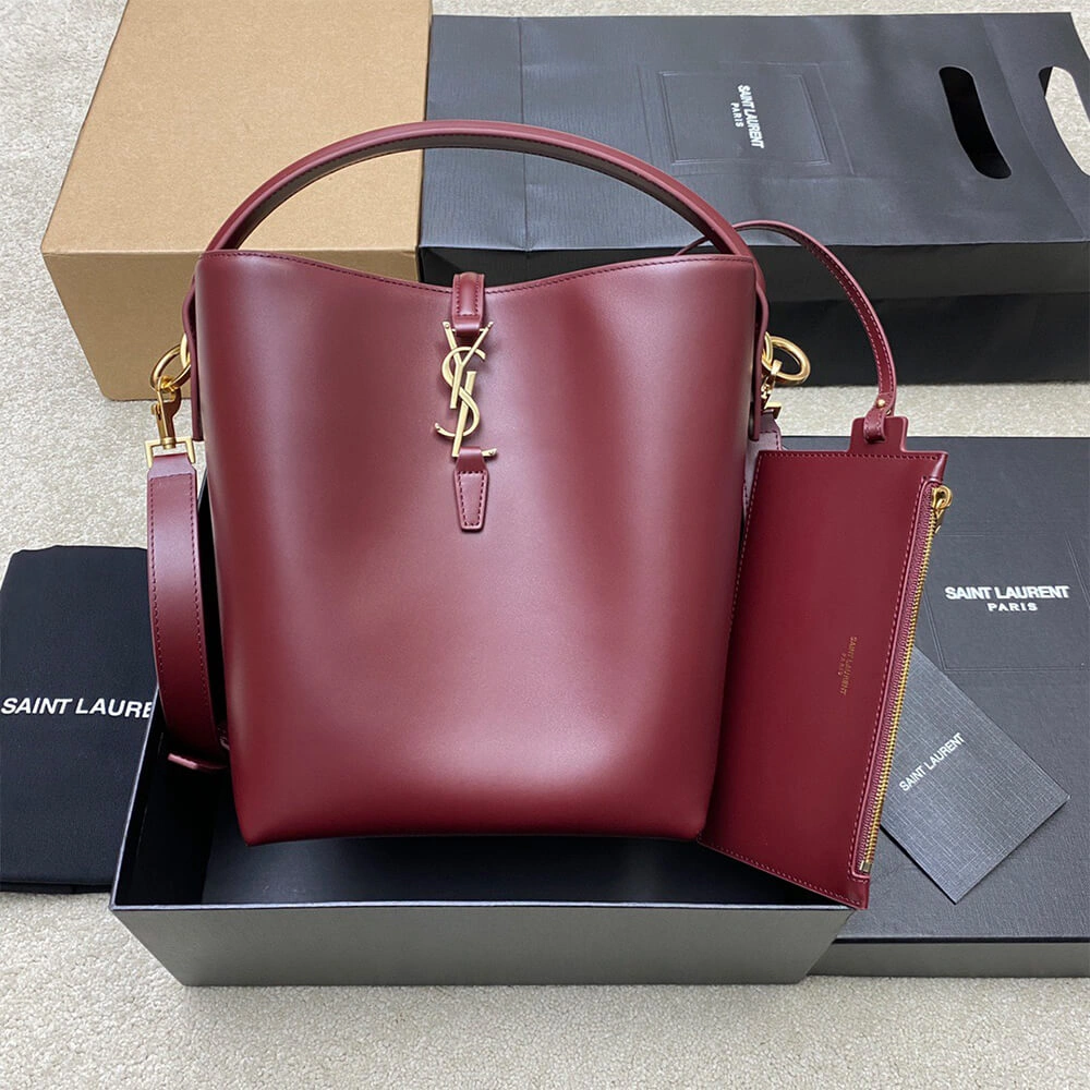 YSL LE 37 in shiny leather Refined 2611