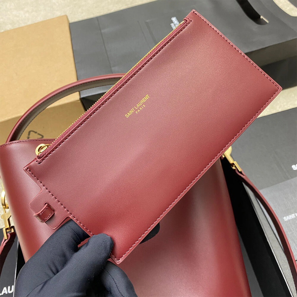 YSL LE 37 in shiny leather Refined 2611