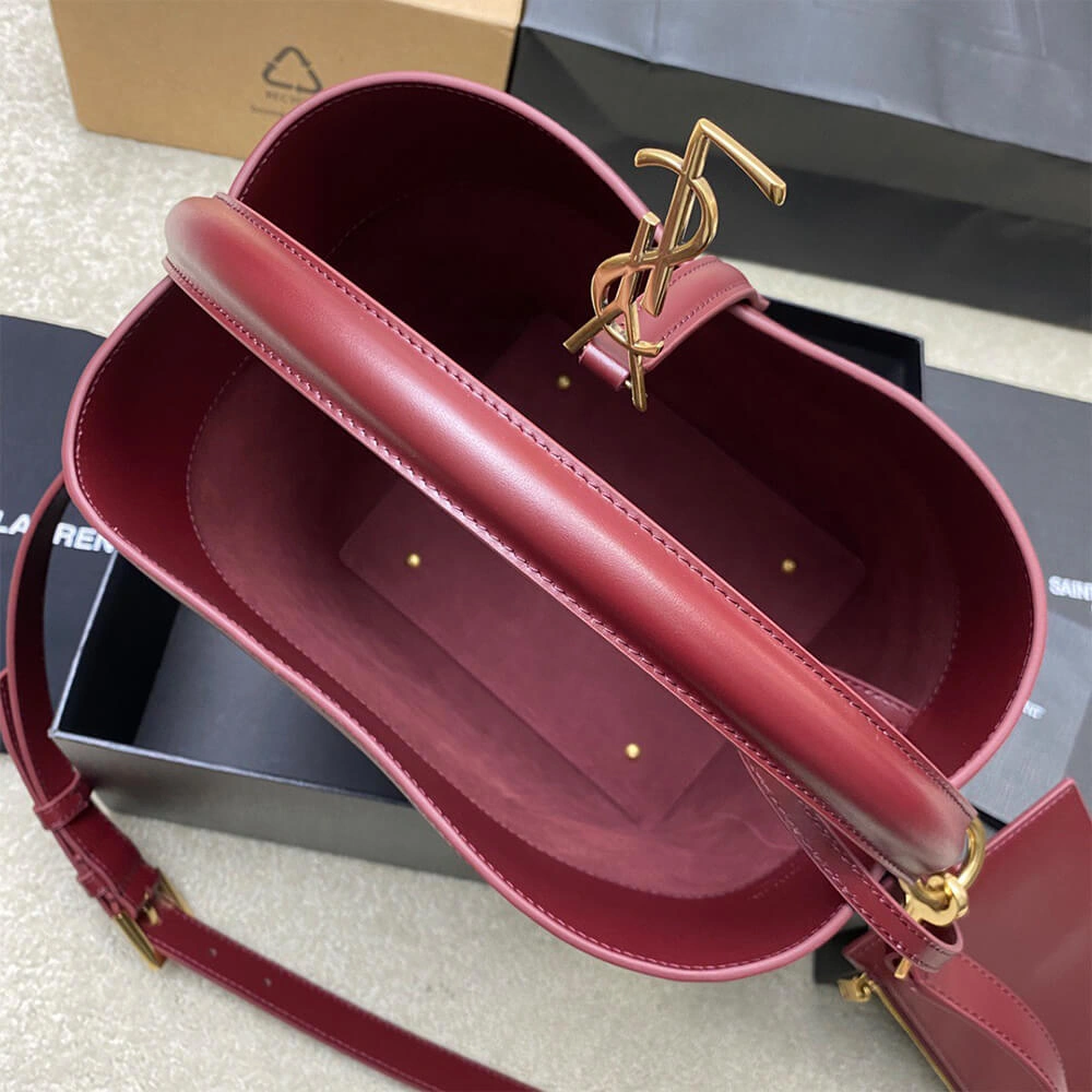 YSL LE 37 in shiny leather Refined 2611