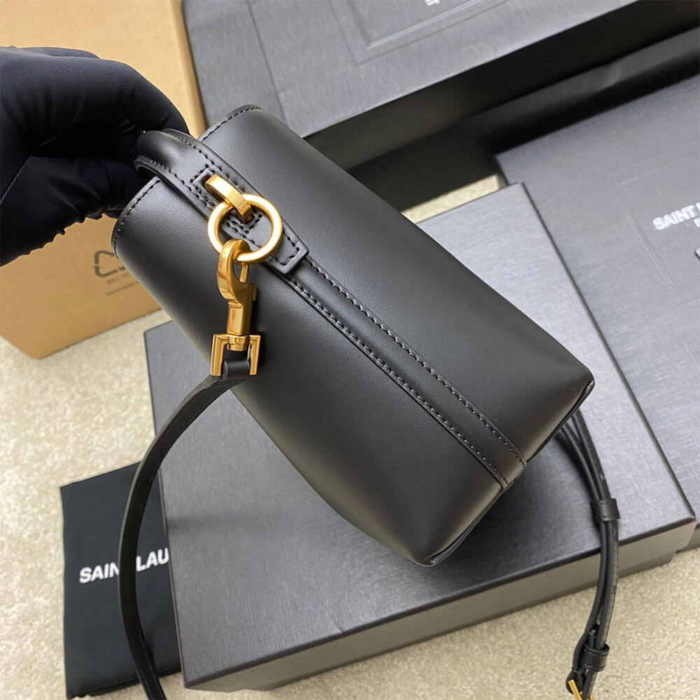WrinkleFree YSL LE 37 mini in shiny leather 2656