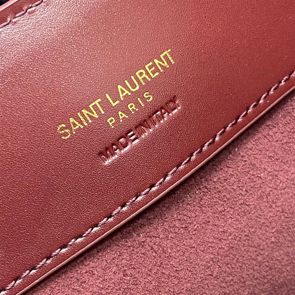 RelaxedFit YSL LE 37 mini in shiny leather 2594