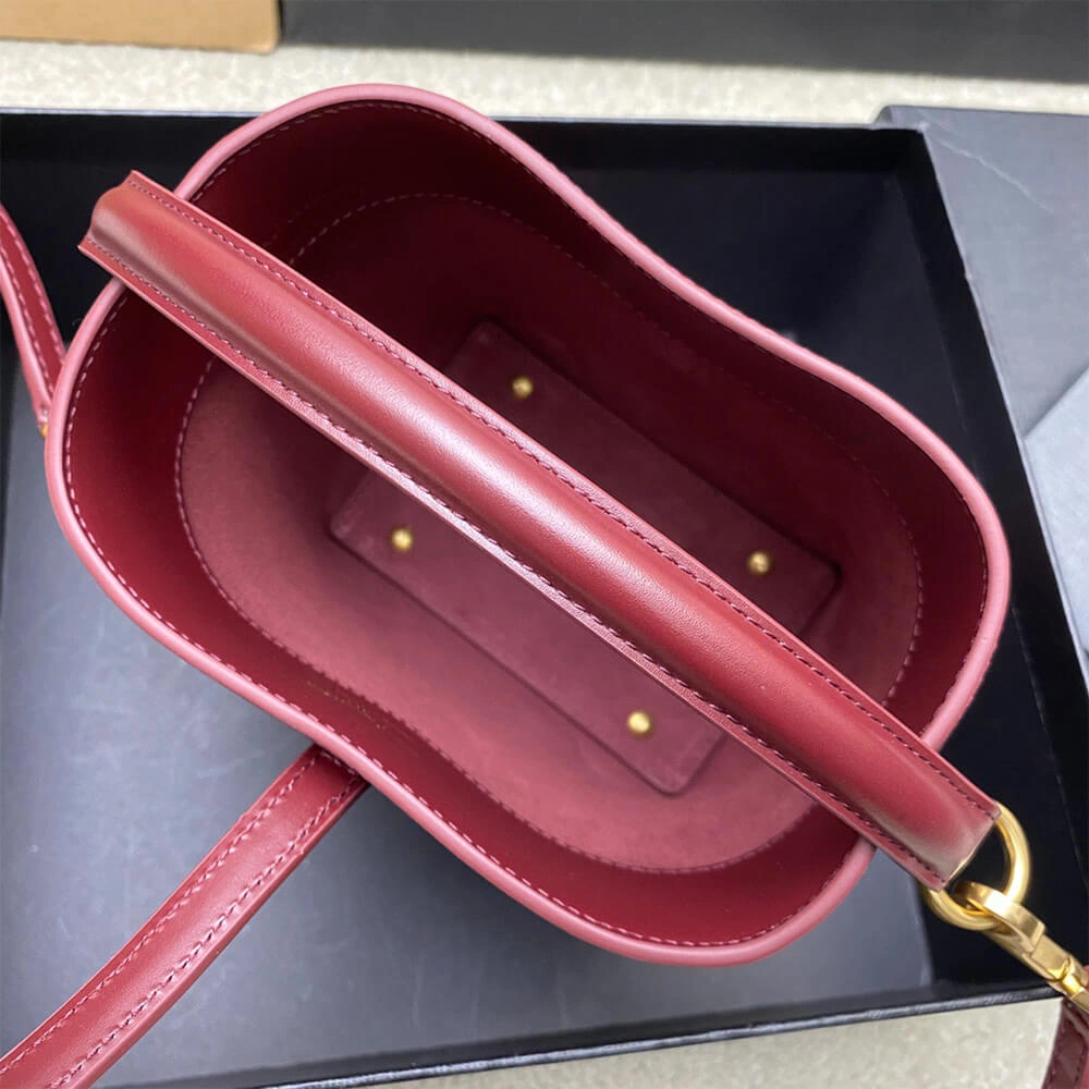 RelaxedFit YSL LE 37 mini in shiny leather 2594
