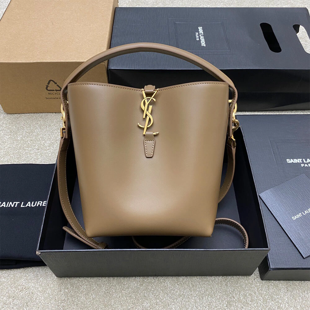 Thermal YSL LE 37 small in shiny leather 2649