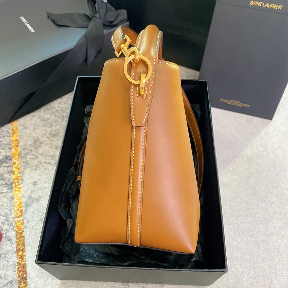 Comfortable YSL LE 37 small in shiny leather 2610