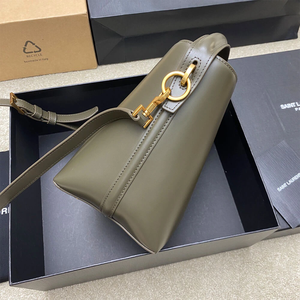 Compact YSL LE 37 small in shiny leather 2641