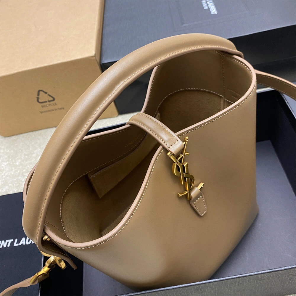 Thermal YSL LE 37 small in shiny leather 2649